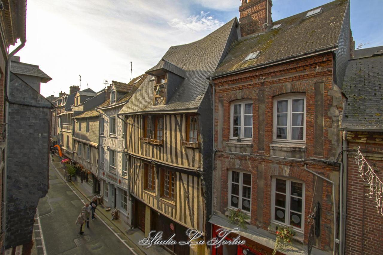 La Venelle Du Bassin Apartment Honfleur Exterior photo